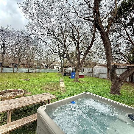 Canyon Lake River House Retreat-Location With Hot Tub Экстерьер фото